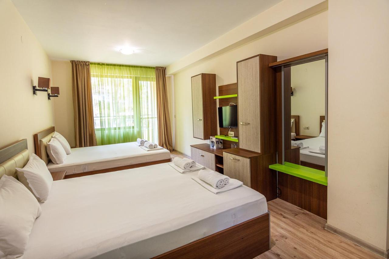 Eco Hotel Momata Kolarovo Luaran gambar