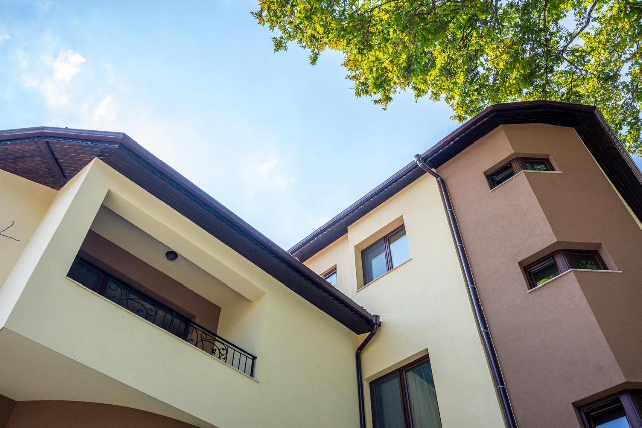 Eco Hotel Momata Kolarovo Luaran gambar